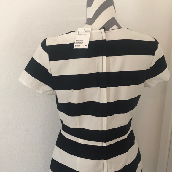 H&M Monochrome Dress - Picture 3 of 5